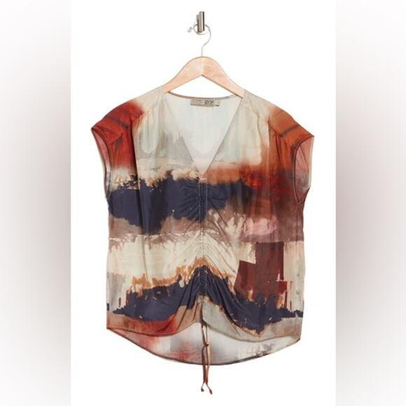 NEW GO BY GO SILK Get Drawn Up Top In Ball of Fire Print Size Small